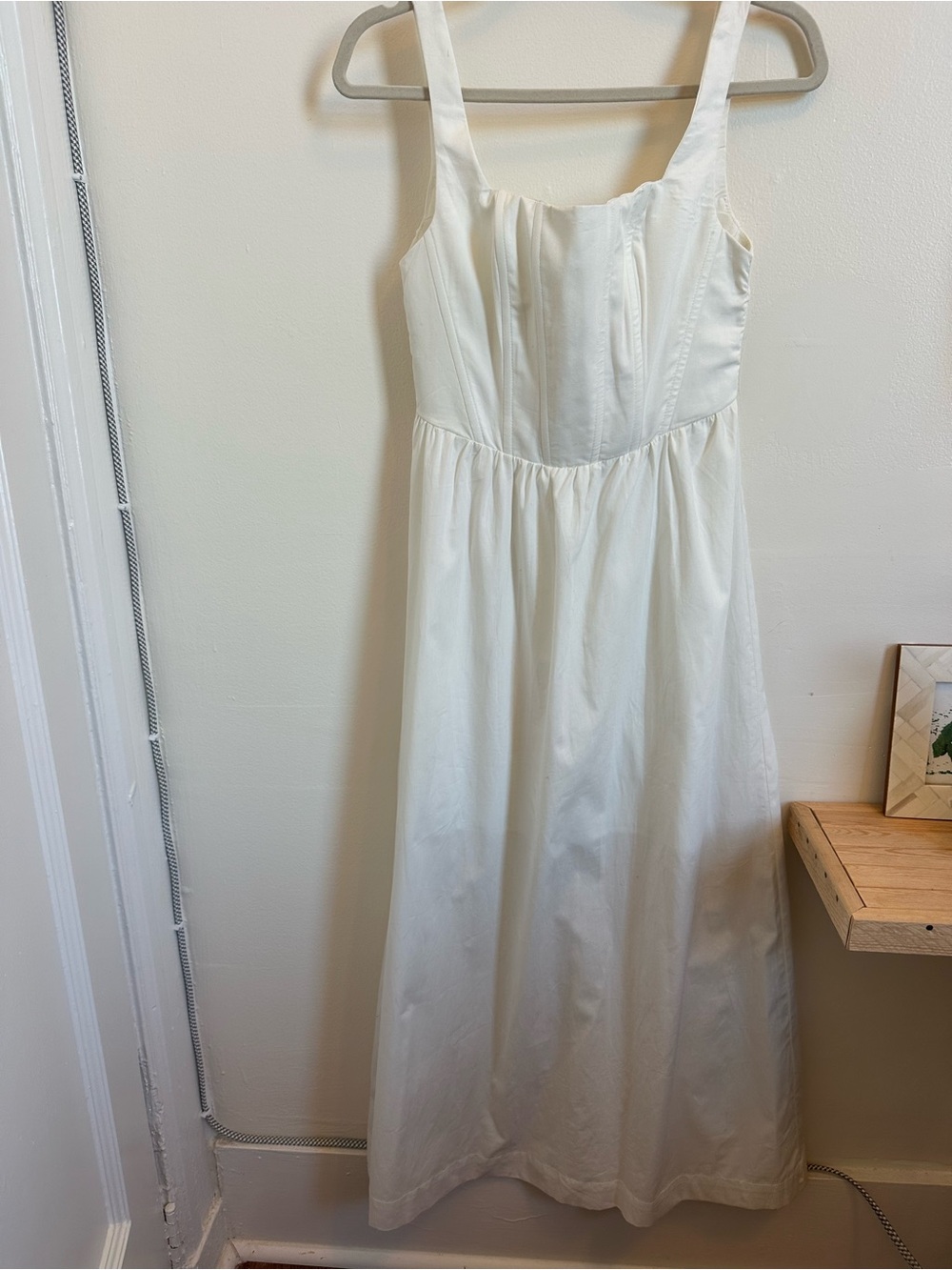 Classic White Sleeveless Midi Dress